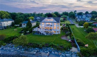 10 Coulter St, Jamestown, RI 02835