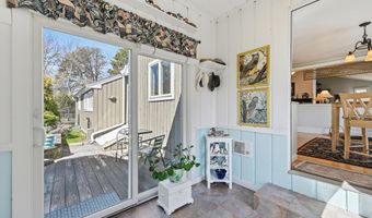 55 Tonela Ln, Barnstable, MA 02630