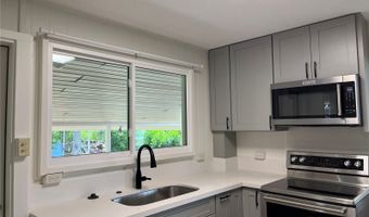 1341 Ekaha Ave upstairs, Honolulu, HI 96816
