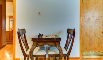 9 University Pl, Amsterdam, NY 12010