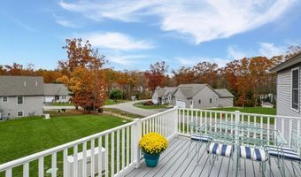 127 Cowbell Xing, Atkinson, NH 03811