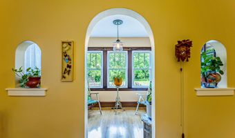 4951 W Liberty Rd, Ann Arbor, MI 48103