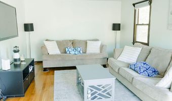 22 Presidents Rd, Bourne, MA 02532
