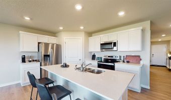 2827 BROOK VIEW Dr, Des Moines, IA 50317