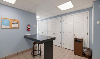 922 S WASHINGTON St 311, Alexandria, VA 22314