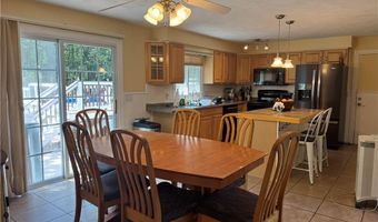 25 Beechnut Dr, Johnston, RI 02919