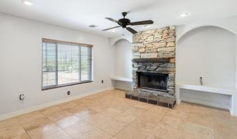 33651 S TOPAZ Rd, Black Canyon City, AZ 85324
