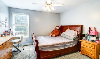 65 MICHIGAN Dr, Reading, PA 19608