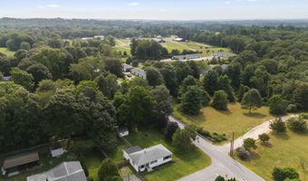28 Gunnar Dr, Brooklyn, CT 06234