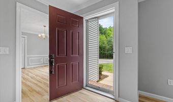 11 Spring Hill Rd, Bedford, NH 03110
