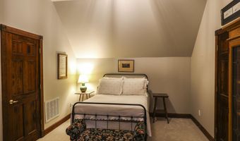 4465 CHOCCOLOCCO Rd, Anniston, AL 36207