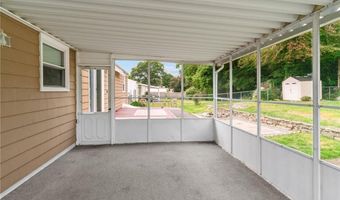 11 Red Robin Rd, Cranston, RI 02920