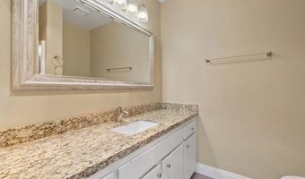 5700 Baltimore Dr 153, La Mesa, CA 91942