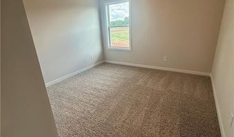 103 Chickadee Ct, Auburn, GA 30011