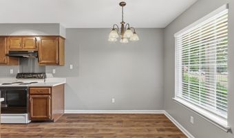 6608 SUNGATE Dr S, Bartlett, TN 38135