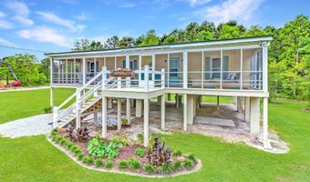 5225 Pointset Ave, Bay St. Louis, MS 39520