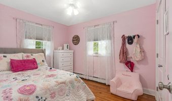 35 Skytop Rd, Andover, NJ 07860