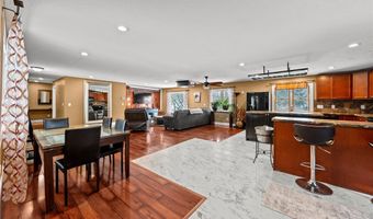 10121 Crows Nest Cv, Aurora, OH 44202