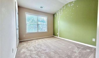 6215 Crested Moss Dr, Alpharetta, GA 30004