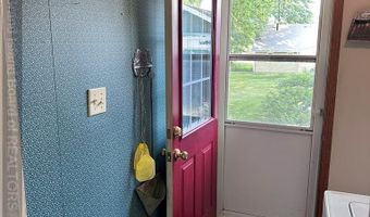 709 N St, Aurora, NE 68818
