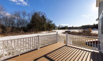 8 Stone Creek Dr, Brentwood, NH 03833