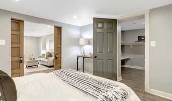 1903 N RANDOLPH St, Arlington, VA 22207