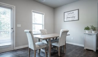 438 Auburn Sta, Auburn, GA 30011