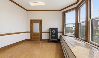 45 Main St 5, Amesbury, MA 01913