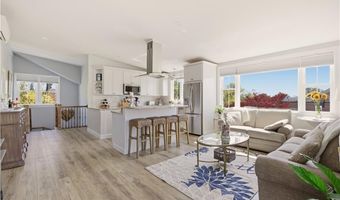 419 Broadway 5, Newport, RI 02840