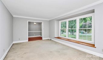 4210 Pepperidge Dr, Charlotte, NC 28226