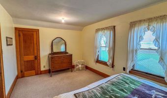 11936 150th St, Aredale, IA 50605