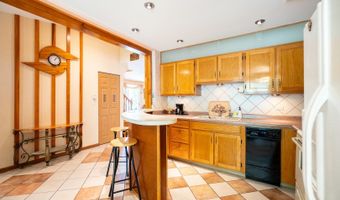 1720 N CHESTNUT Ave, Arlington Heights, IL 60004
