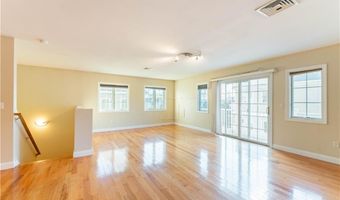 683 Metacom Ave 79, Bristol, RI 02809