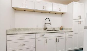 48 Wright Ln, Jamestown, RI 02835