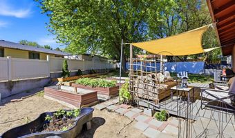 1003 Jonah Ln, Benton City, WA 99320