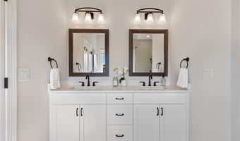 160 Briscoe Way, Alpharetta, GA 30009