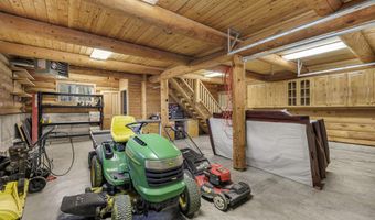 244 BLACK MOUNTAIN Ln, Alpine, WY 83128