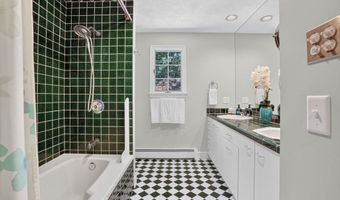 3 Newman Hill Dr, Andover, MA 01810