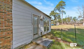 13545 Lyons Ave, Bayou La Batre, AL 36509