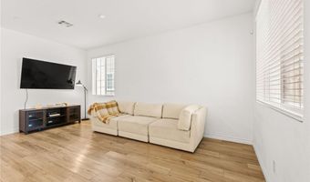 25 Barbara Ln 53, Las Vegas, NV 89183