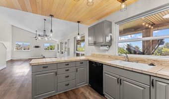 15263 OCEANVIEW Dr, Brookings, OR 97415