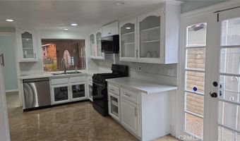 30658 Lakefront Dr, Agoura Hills, CA 91301