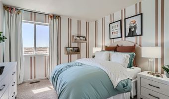 25042 E 34th Pl, Aurora, CO 80019