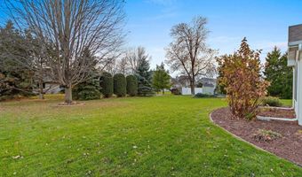 W5945 BLUE BONNET Drive, Appleton, WI 54915