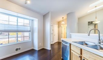 4107 Boulder Pond Dr, Ann Arbor, MI 48108