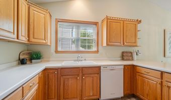 1424 E KEYSTONE Ln, Appleton, WI 54913