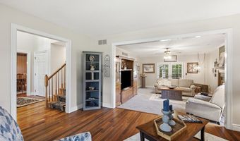 2316 Woodview Ct, Ashland, OH 44805