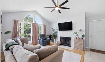 682 YOUNGSTOWN Pkwy 330, Altamonte Springs, FL 32714