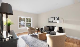 156 Potter St, Cranston, RI 02910