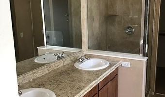 724 N YUCCA St, Chandler, AZ 85224